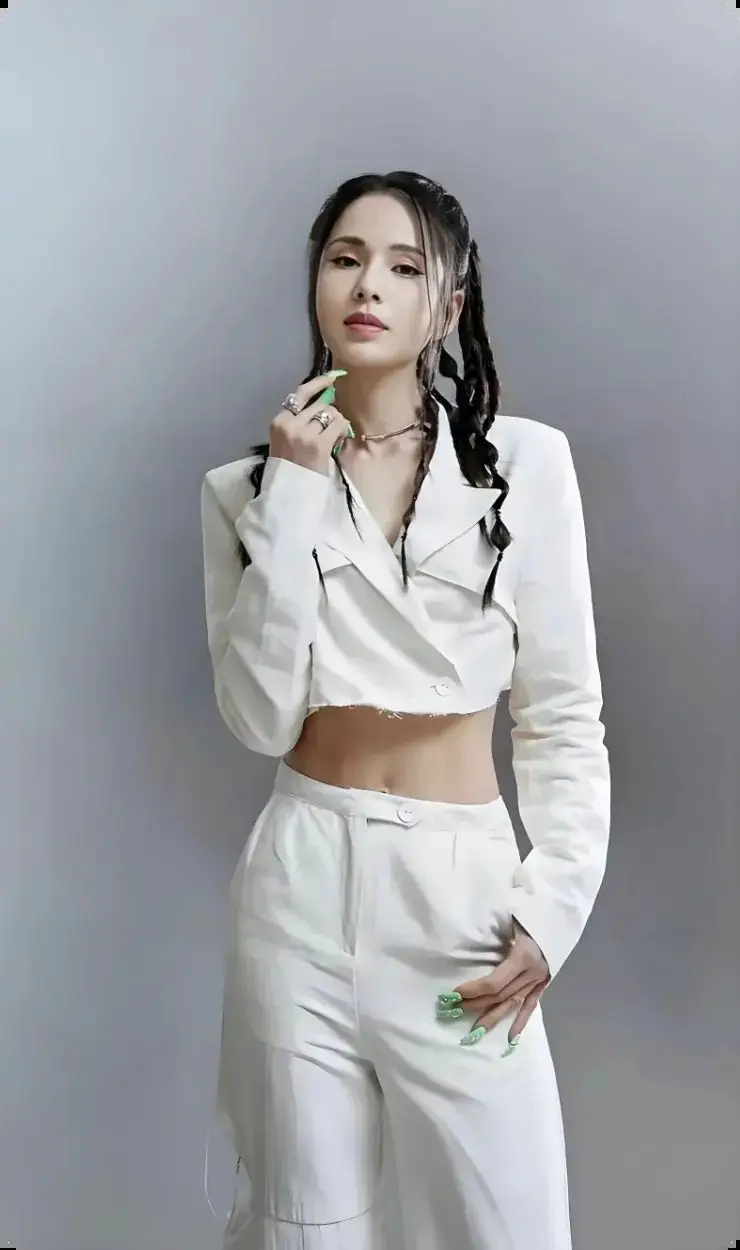 40+未婚女星生活状态_大龄女明星_30以上女星不结婚原因
