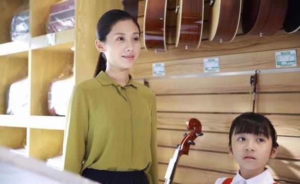 平凡女孩熬出头，好看的娱乐圈奋斗文