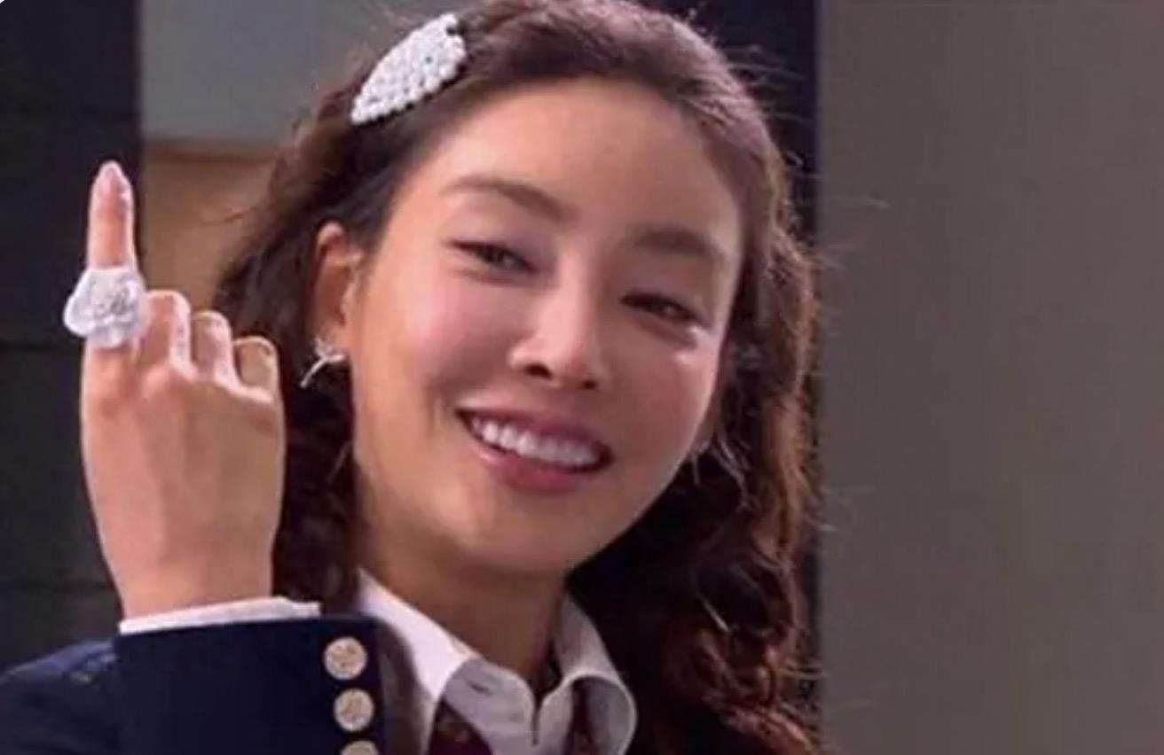 娱乐圈谁喜欢宋慧乔_宋慧乔张紫妍娱乐圈黑暗_熬过就是宋慧乔熬不过就是张紫妍