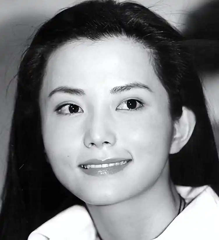 徐熙媛汪小菲婚姻悲剧_女明星死了几个_娱乐圈女明星逝世原因