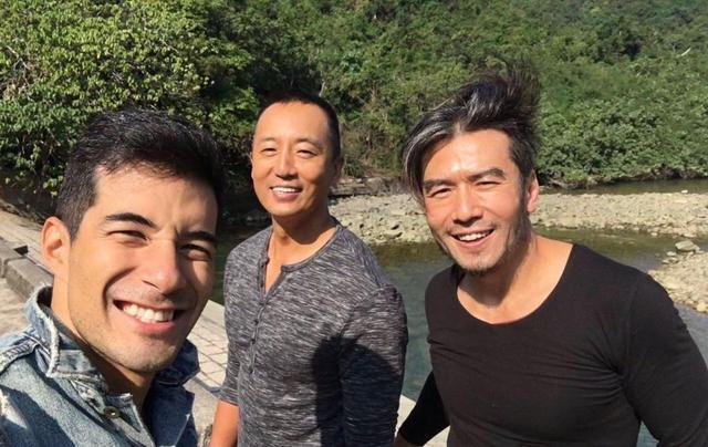 退出娱乐圈香港男星_港星转行创业成功_香港娱乐圈衰落